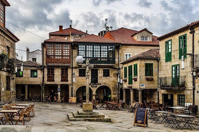 Monumental Morning Walking Tour in Pontevedra - Overview of the Monumental Morning Walking Tour in Pontevedra