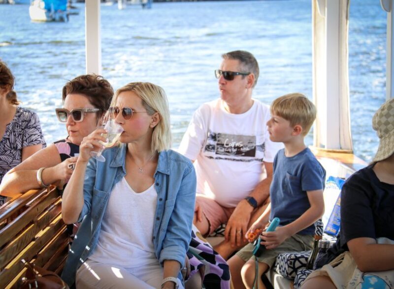 Mooloolaba: Canal Cruise with Commentary - Key Points