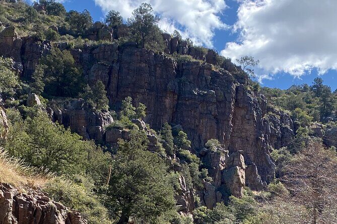 Moon Canyon Off-Road and Hiking Adventure from Chrysotile - The Sum Up