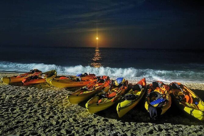 Moonlight Kayak with Dinner Included - Experience the Magic of Moonlight Kayaking with Dinner in Benidorm