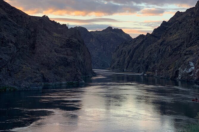 Moonlight Neon Kayak Tour at Sunset near Las Vegas - Key Points