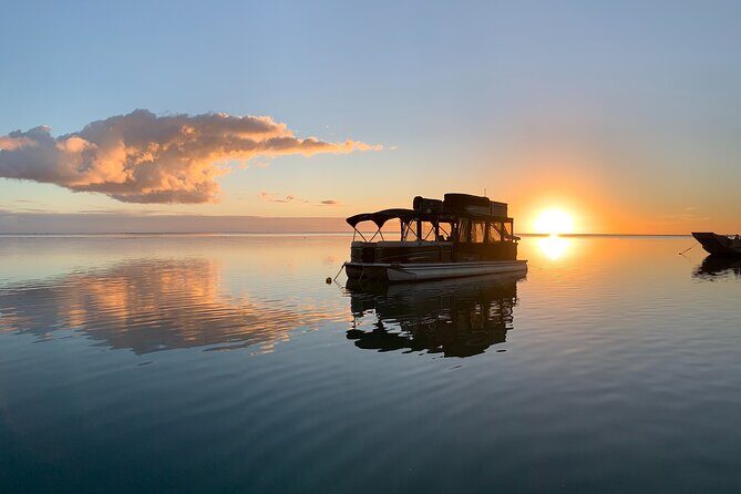 Moorea Sunset Boat Tour - A Closer Look at the Moorea Sunset Boat Tour