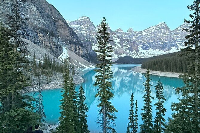 Moraine Lake Louise Emerald Johnston Canyon from Canmore Banff - Key Points