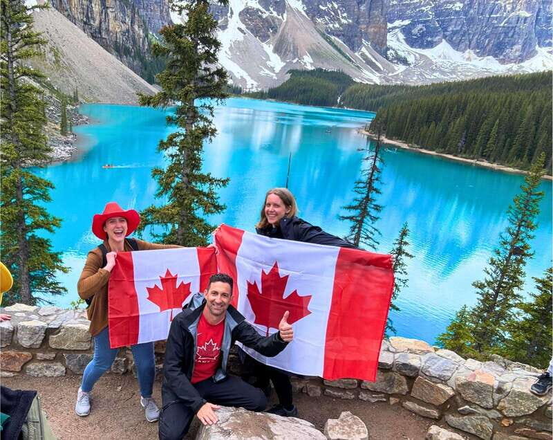 Moraine Lake Sunrise & Lake Louise from Calgary/Canmore/Banf - An In-Depth Look at the Moraine Lake Sunrise & Lake Louise Tour