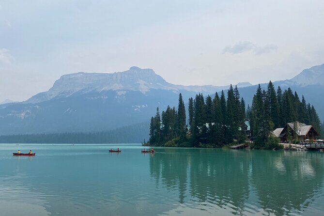 Moraine Lake,Lake Louise,Emerald& Peyto Lake 4 lakes from Canmore - What Makes This Tour a Great Value