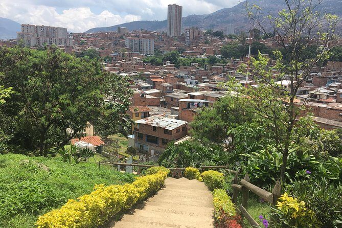 Moravia : el jardín inesperado de Medellín - Why This Tour Matters
