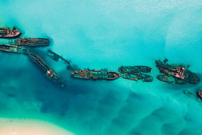 Moreton Island Day Trip (Kayak, Snorkel & Sandboard) frm Brisbane or Gold Coast - Experience the Beauty and Adventure of Moreton Island