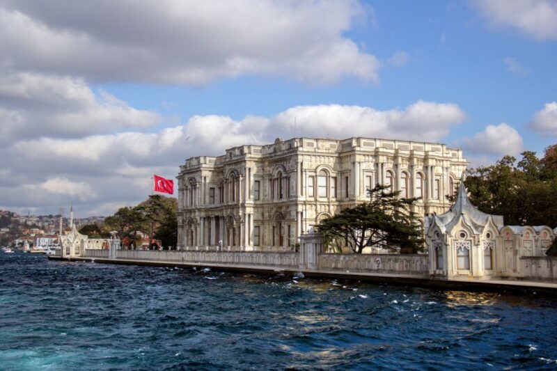 Morning Bosphorus Cruise and Spice Bazaar - Exploring the Itinerary in Detail
