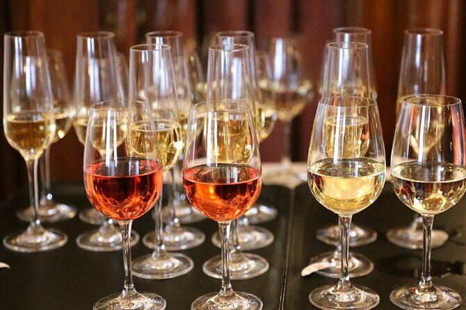 Mornington Peninsula Winery Bus Tour including lunch with a glass of wine - An In-Depth Look at the Tour Experience
