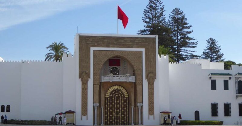 Morocco Day Trip with Tour Guide and Lunch from Algeciras - Key Points