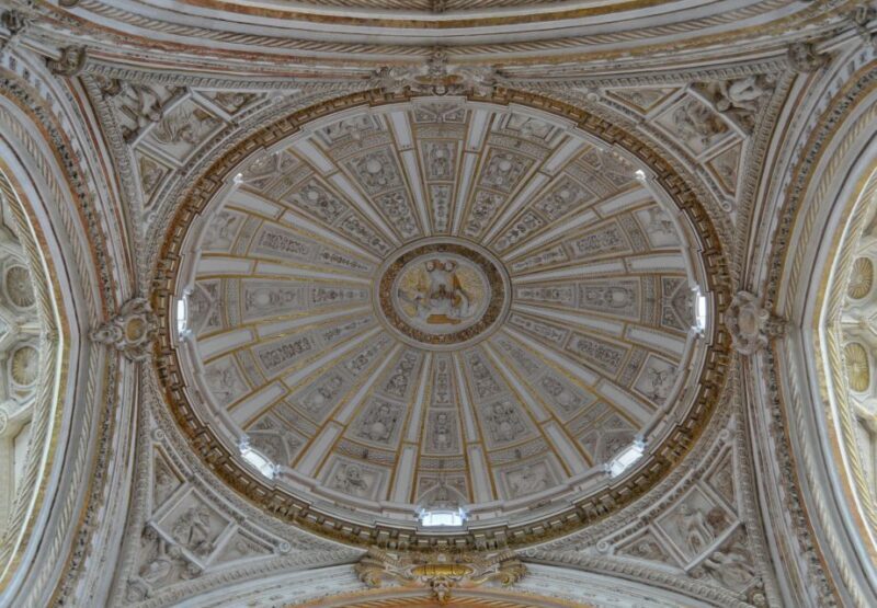 Mosque-Cathedral of Cordoba and Jewish Quarter Tour - The Guides: Making the Experience Shine
