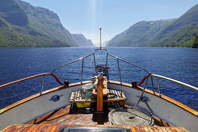 Mostraumen Private Pontoon Cruise - The Experience in Detail