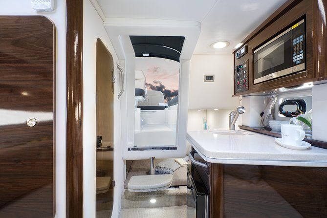 Motor Yacht (2020)Luxury Private Cruise Around Santorini - Final Thoughts