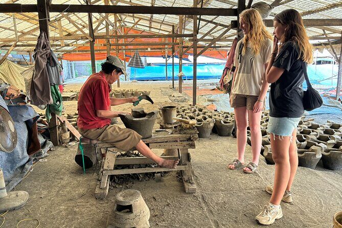 Motorbike Tour Saigon Hidden Gems and Food Tasting - Key Points