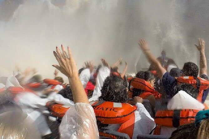 Motorboat under the waterfalls, 4x4 truck in the jungle with Argentine Falls - Key Points