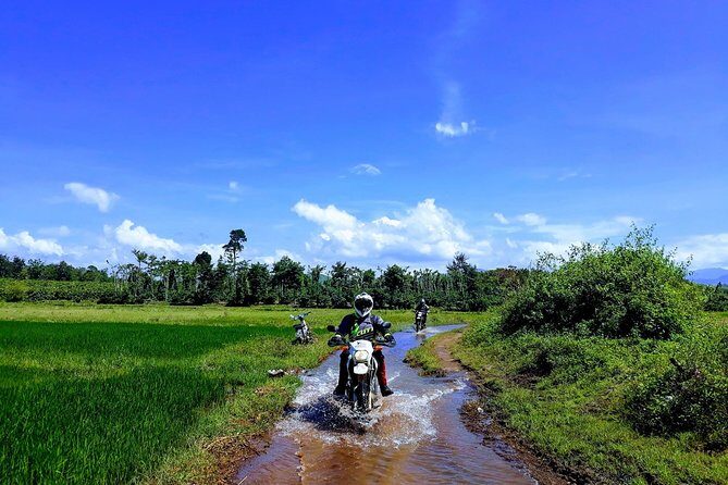 Motorcycle Dirt Bike 2 Days Off The Beaten Track + Privater Room - A detailed look at the 2-day Ha Giang motorcycle tour