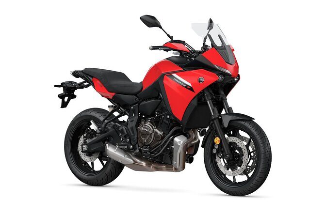 Motorcycle rental A2 Tracer 7 Yamaha 2023 (A2 license) Paris - Discovering Paris on a Yamaha Tracer 7: An Honest Review