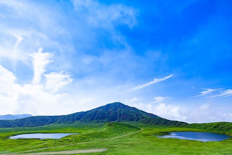 Mount Aso Crater, Kusasenri, Kamishikimi Kumanoza Shrine, Kurokawa Onsen (Departing from Fukuoka/Kumamoto) - Mount Aso and Kusasenri: the day’s big question mark
