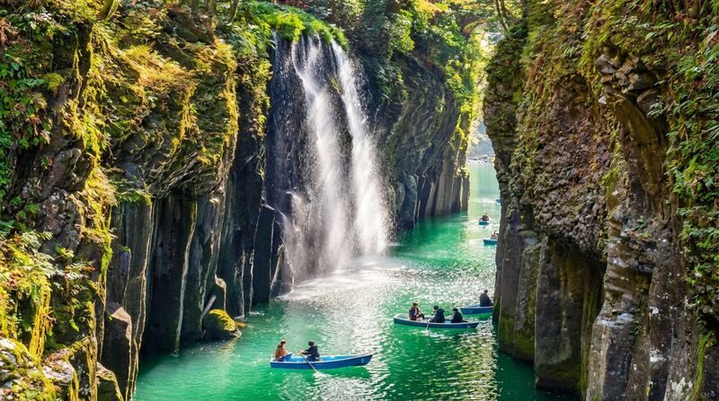 Mount Aso & Takachiho Gorge Full-Day Cultural Heritage Tour - What a guide can add to the day