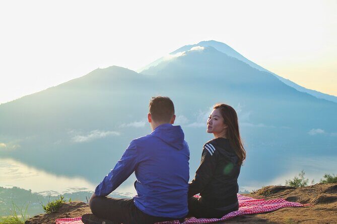 Mount Batur Sunrise Trekking Open Trip All-Inclusive - The Small-Group Advantage