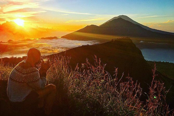 Mount Batur Volcano Sunrise Trekking With Ubud Rice Terrace - Who Should Consider This Experience?