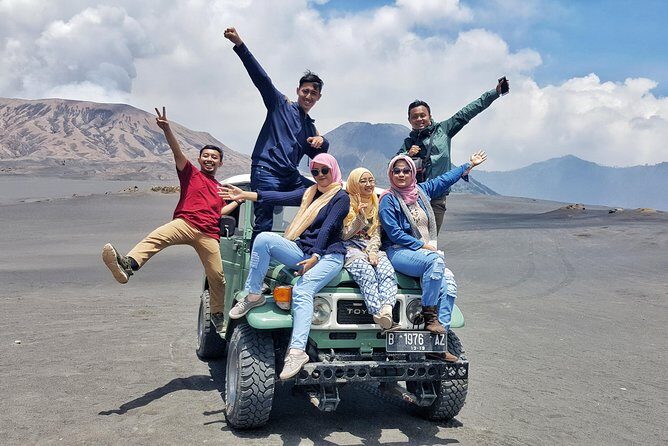 Mount Bromo Jeep Car Rental departs from CEMORO LAWANG - Key Points