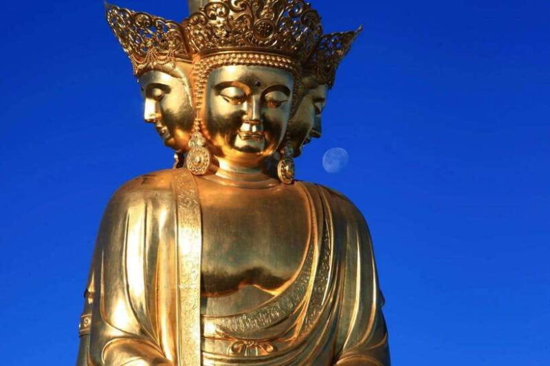 Mount Emei: Experience Natural Beauty and Buddhist Culture - A Deep Dive into Mount Emei: What You Can Expect