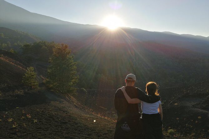 Mount Etna Tour at Sunset - Small Groups from Taormina - An In-Depth Look at the Mount Etna Sunset Tour