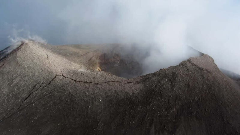 Mount Etna: Tour From 2500 mt to 3000 mt With Volcanological Guide - What Travelers Say