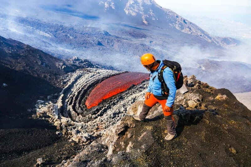 Mount Etna: Trek to 3000m with cable car and jeep - FAQ