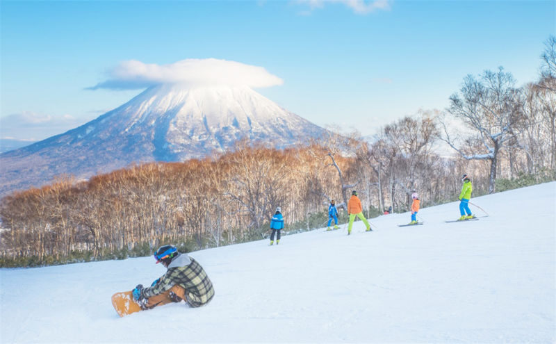 Mount Fuji 2nd Stage YETI Skiing & Hot Spring Resort Day Trip - Who will get the most from this trip?