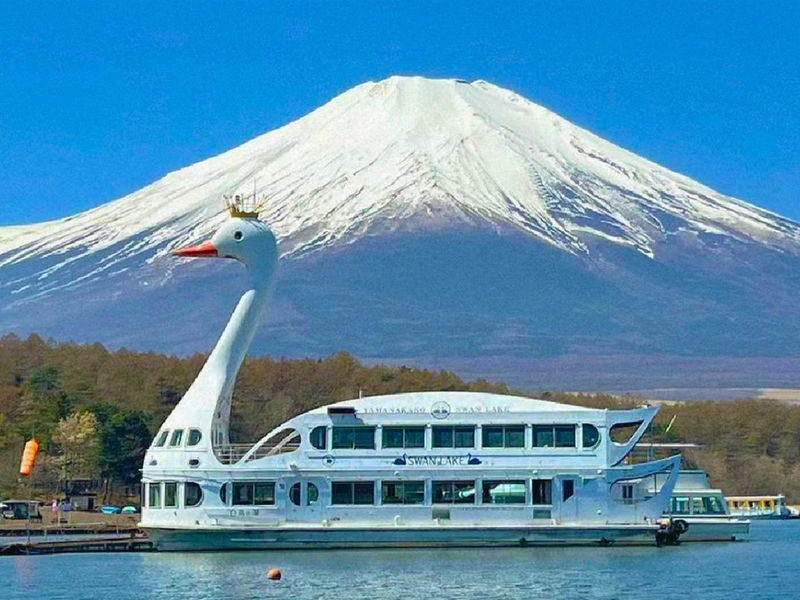 Mount Fuji Internet Celebrity Twin Lakes Check-in] Lake Kawaguchiko & Lake Yamanakako & Oshino Hakkai & Arakurayama Sengen Park & Hinokawashi Clock Shop & Lawson Convenience Store One-Day Tour (Departing from Tokyo) - Hikawa Clock Shop and Fujiyoshida’s old streets