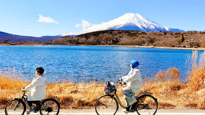 Mount Fuji Lake Yamanaka KABA Amphibious Bus/Swan Boat & Hirano Beach & Lake Kawaguchi Oishi Park & Oshino Hakkai Day Trip | Departure from Tokyo - The Tokyo ride and the real value of the day