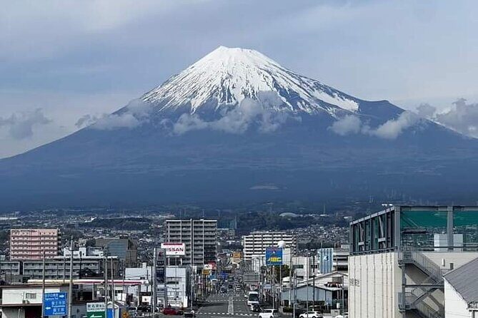 Mount Fuji Oshino Hakkai Sengen Park Sightseeing Day Tour - Exploring Japan’s Iconic Mount Fuji: A Practical Guide to the Oshino Hakkai Sengen Park Day Tour