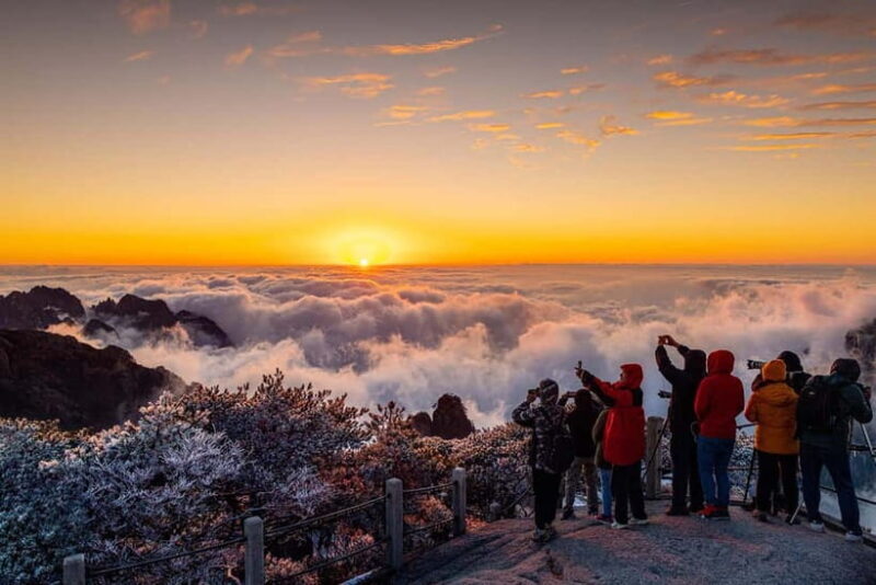Mount Huangshan: Highlights Tour in Huangshan full-day - Key Points