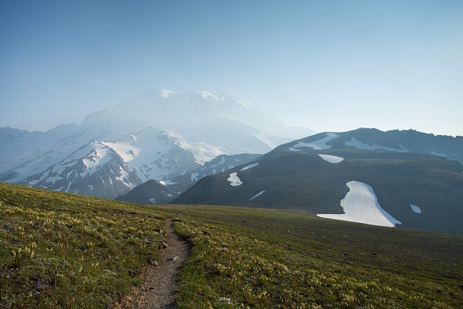 Mount Rainier Day Hike - Discover the Majestic Mount Rainier on a Guided Day Hike