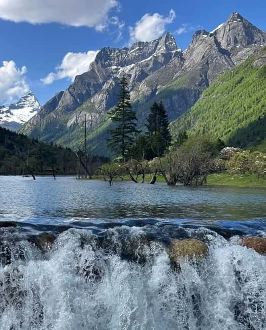 Mount Siguniang : Hiking & Photography Day Tour - Entering Shuangqiao Valley