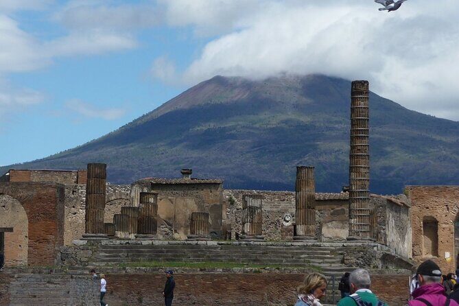 Mount Vesuvius and Pompeii private tour - Discover the Wonders of Mount Vesuvius and Pompeii with a Private Tour