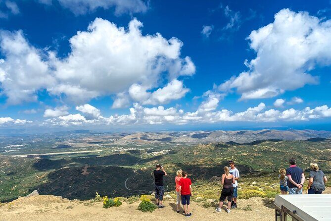 Mountains of Crete 4x4 Tour with Taverna Lunch - A Deep Dive into the Crete 4x4 Experience