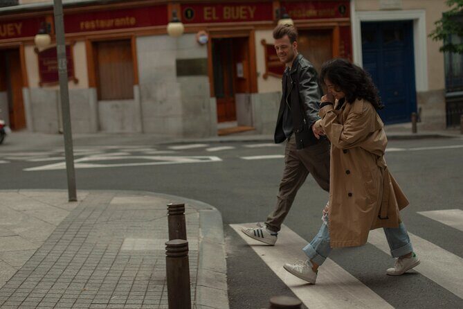 Movie Inspired 30 Minute Private Photoshoot in Madrid - FAQs