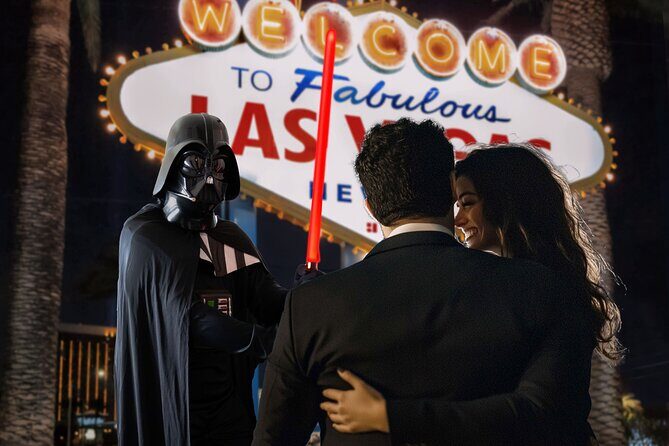 Movie Themed Wedding or Vow Renewal at Las Vegas Sign - Key Points