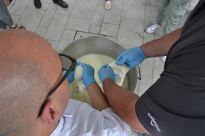 Mozzarella Class or Pizza Class - FAQ