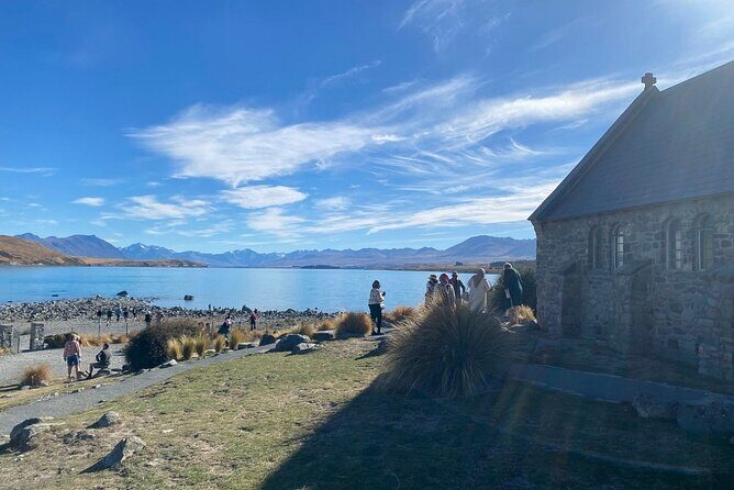 Mt. Cook Full Day Group Tour via Tekapo from Christchurch - Lake Pukaki: Panoramic Views
