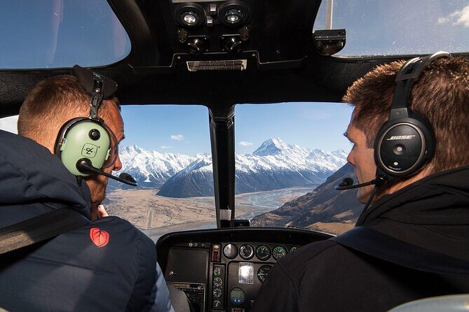 Mt Cook Scenic & Tasman Glacier Heli Hike - In-Depth Review of the Mt Cook Scenic & Tasman Glacier Heli Hike