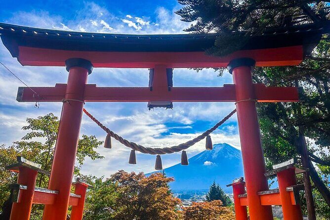 Mt Fuji Area: In-depth Guided Adventure in English - Key Points