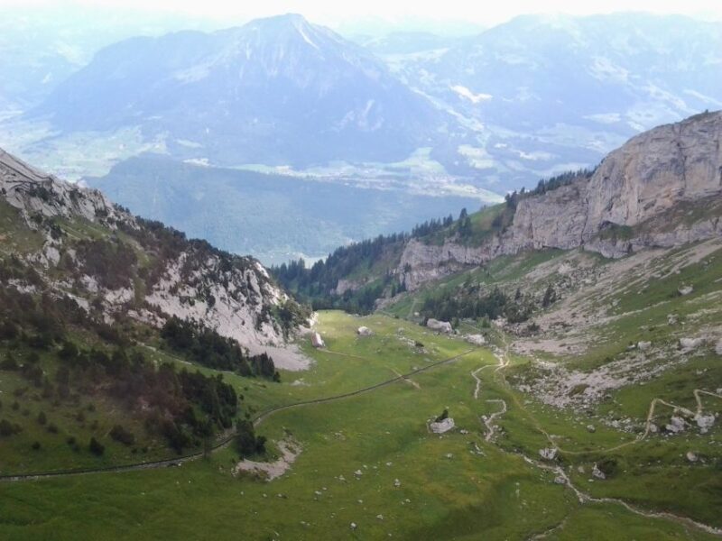 Mt. Pilatus Golden Roundtrip Private Day Trip from Basel - Why Choose This Tour?