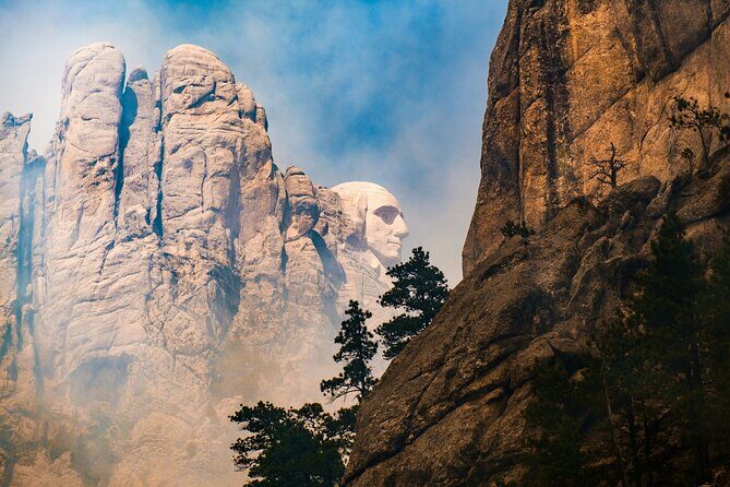 Mt Rushmore & Crazy Horse + Sylvan Lake/Needles Tunnel - Key Points