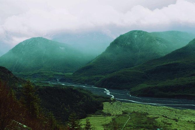 Mt. St. Helens National Monument from Seattle: All-Inclusive Small-Group Tour - The Sum Up
