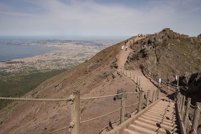Mt. Vesuvius, Pompeii & Sorrento day-trip in 8 hours (privately) - Who Should Consider This Tour?