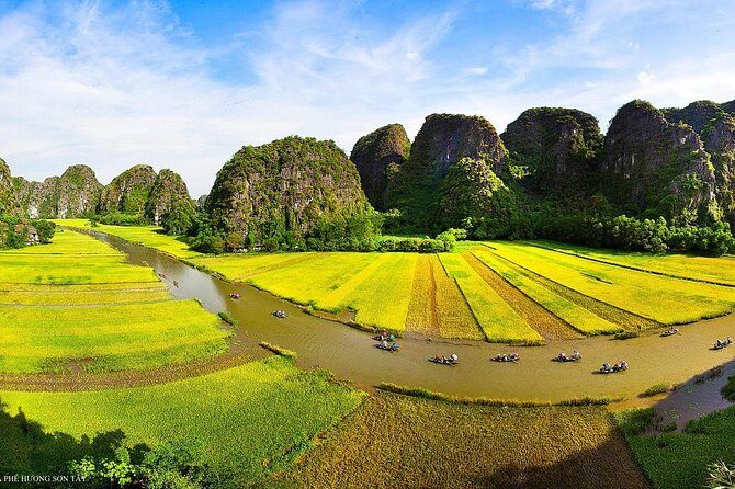Mua cave - Hoa Lu - Tam Coc- Small Group - Who Will Love This Tour?